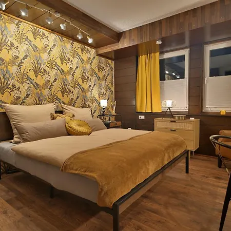 Yellow Lounge Schwarzwald - Mit Veranda Fluorn-Winzeln